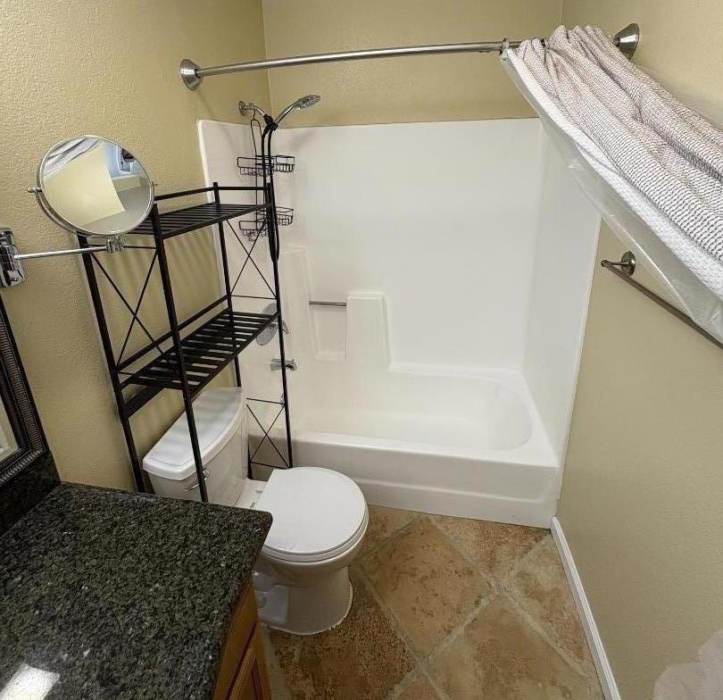 Detail Gallery Image 5 of 6 For 3353 Foxtail Ter, Fremont,  CA 94536 - 2 Beds | 1 Baths