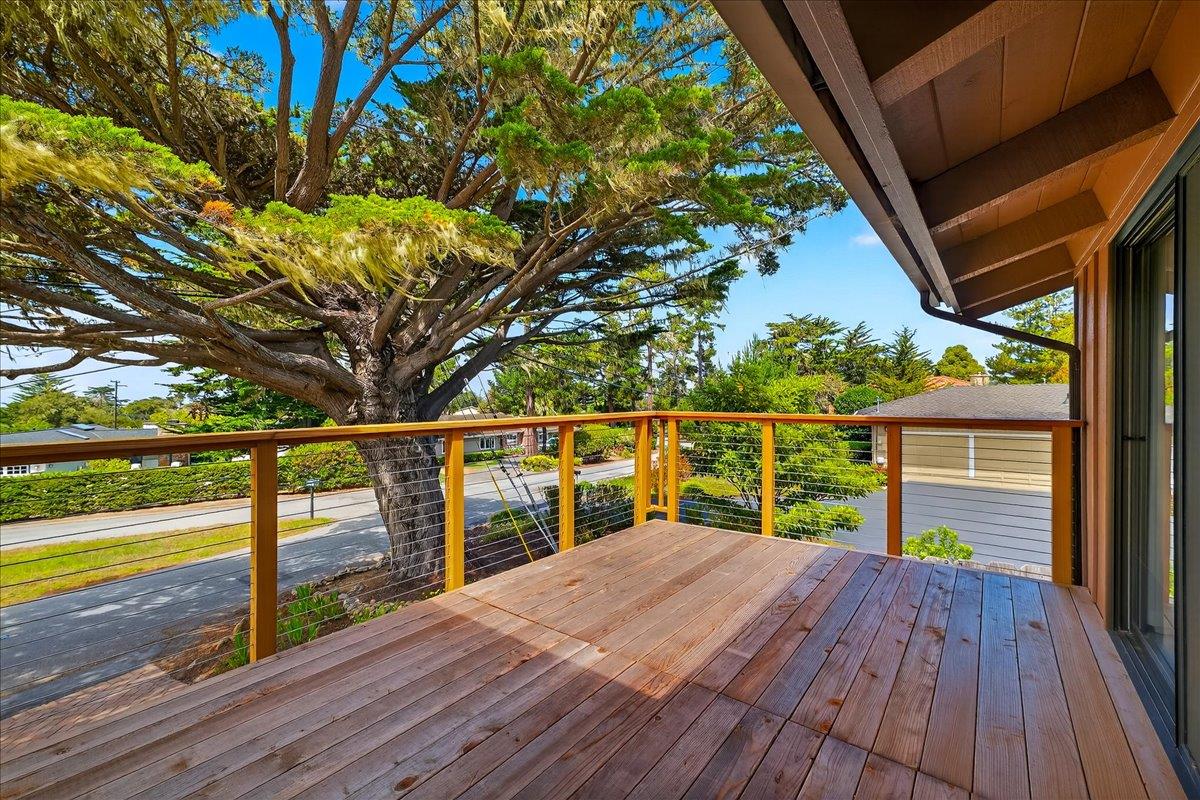 Detail Gallery Image 14 of 59 For 3037 Strawberry Hill Rd, Pebble Beach,  CA 93953 - 3 Beds | 2/1 Baths