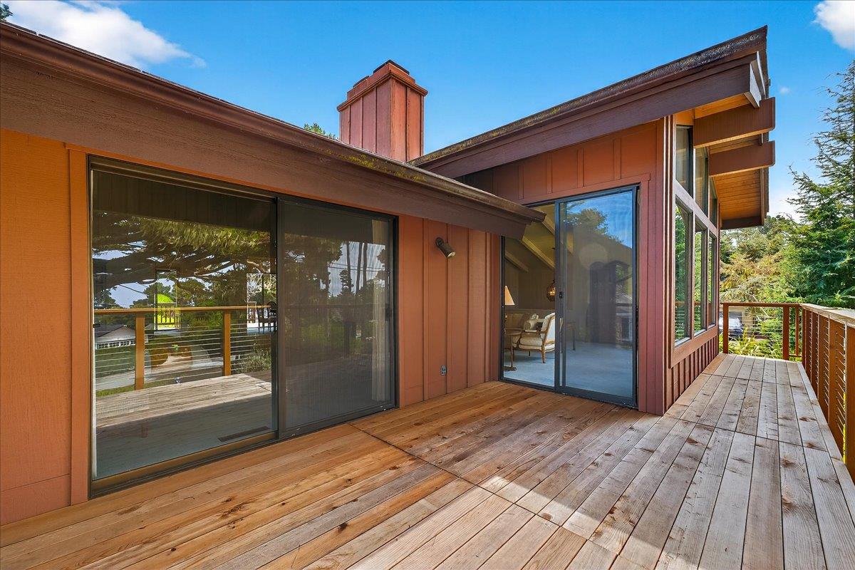 Detail Gallery Image 16 of 59 For 3037 Strawberry Hill Rd, Pebble Beach,  CA 93953 - 3 Beds | 2/1 Baths