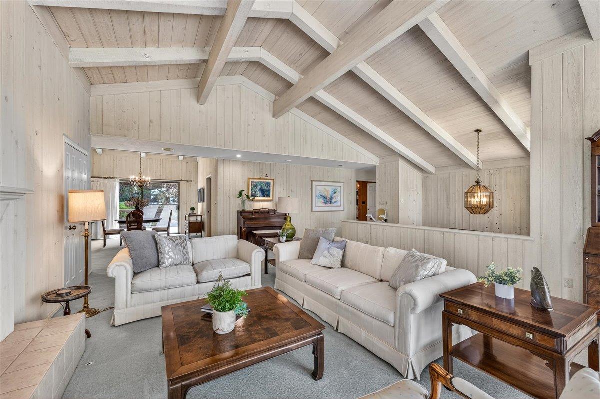 Detail Gallery Image 17 of 59 For 3037 Strawberry Hill Rd, Pebble Beach,  CA 93953 - 3 Beds | 2/1 Baths