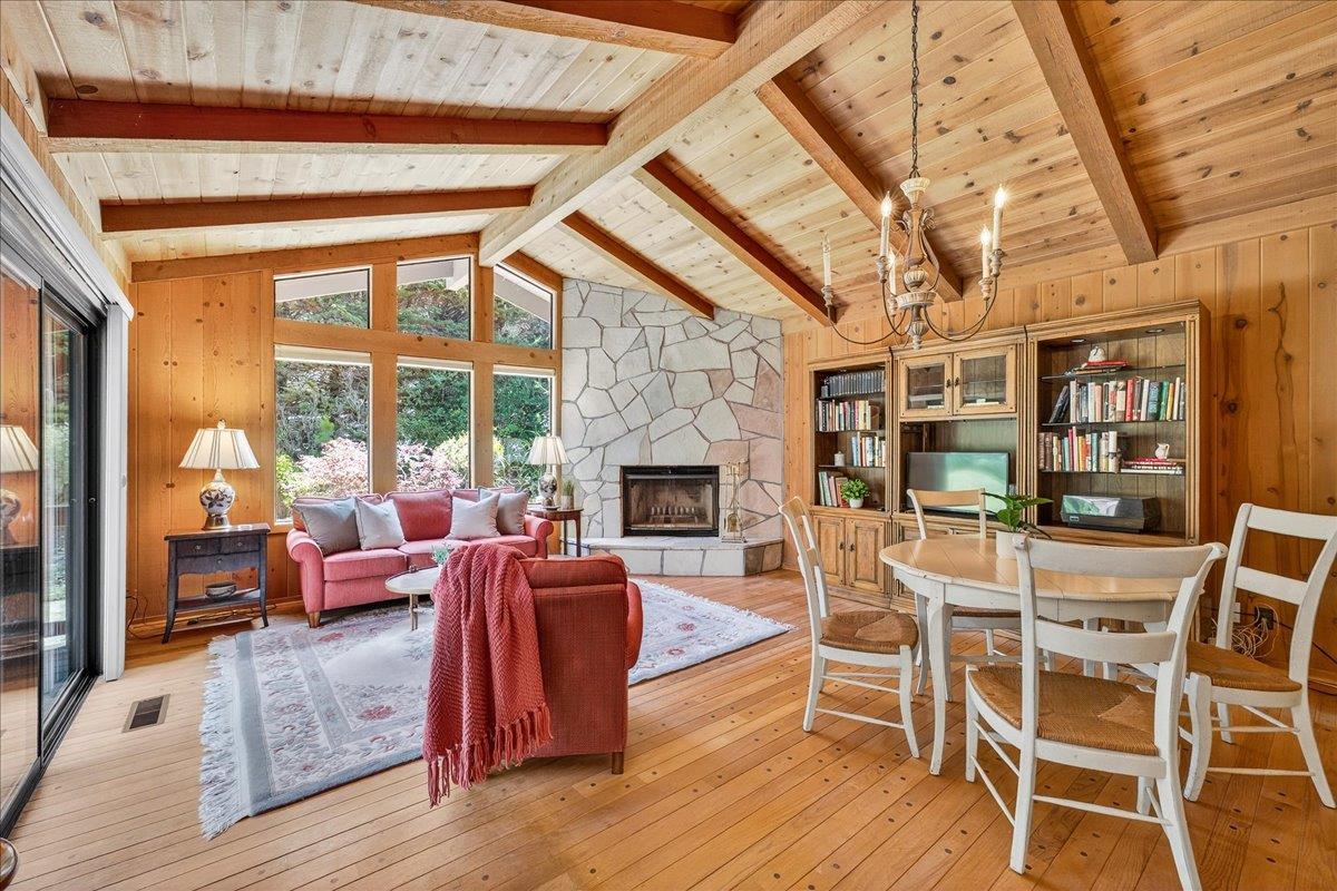 Detail Gallery Image 34 of 59 For 3037 Strawberry Hill Rd, Pebble Beach,  CA 93953 - 3 Beds | 2/1 Baths