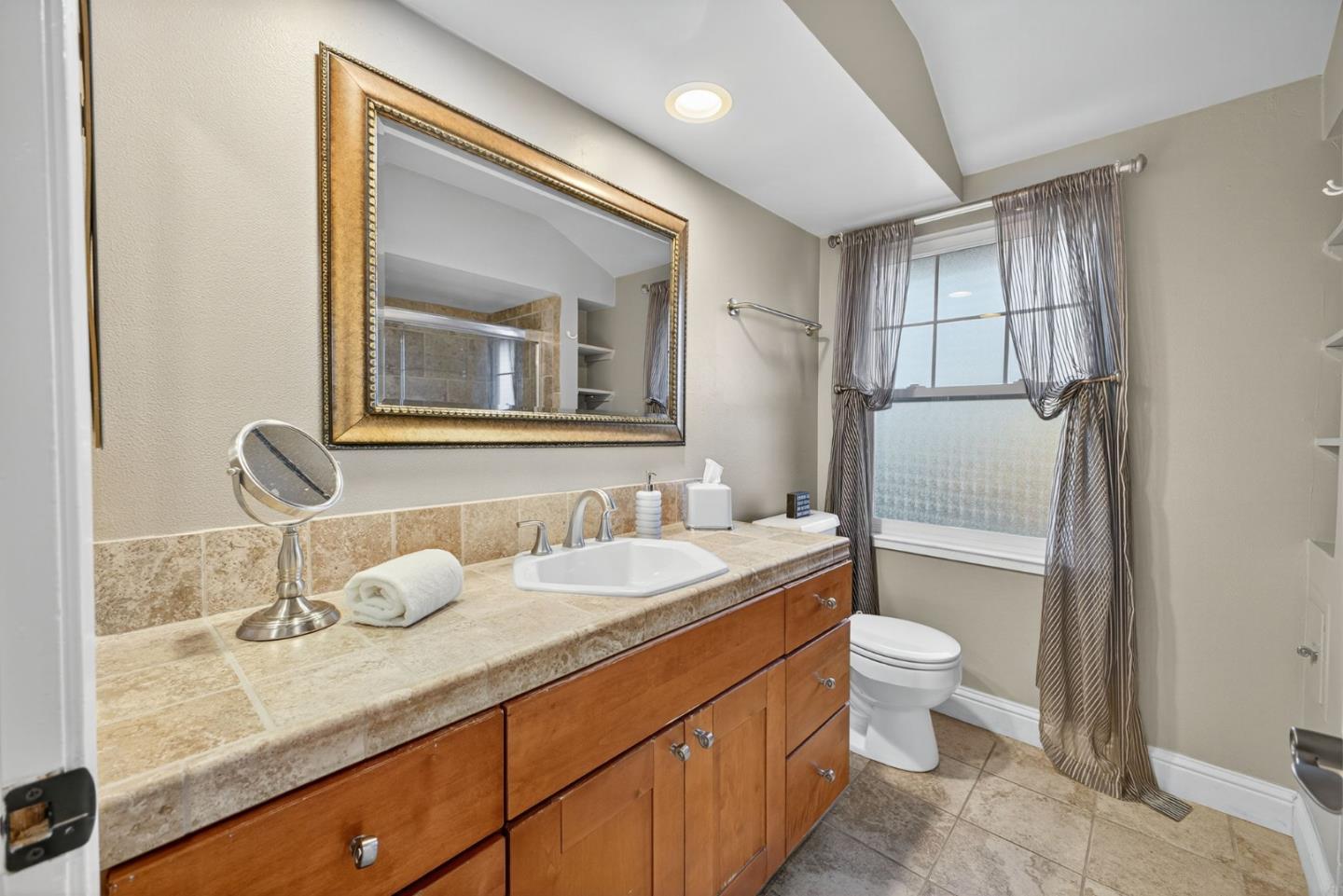 Detail Gallery Image 38 of 61 For 6575 Jeremie Dr, San Jose,  CA 95120 - 4 Beds | 3 Baths