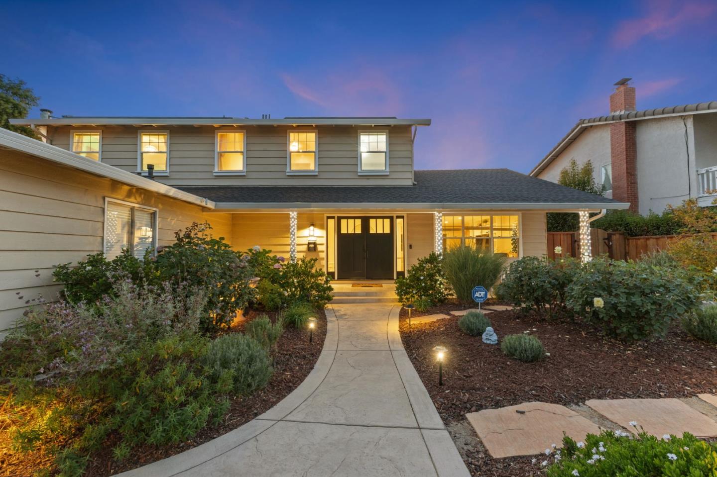 Detail Gallery Image 8 of 61 For 6575 Jeremie Dr, San Jose,  CA 95120 - 4 Beds | 3 Baths