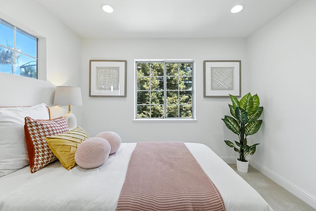 Detail Gallery Image 16 of 43 For 1140 Pointe Hope Lndg, San Jose,  CA 95131 - 3 Beds | 2/1 Baths