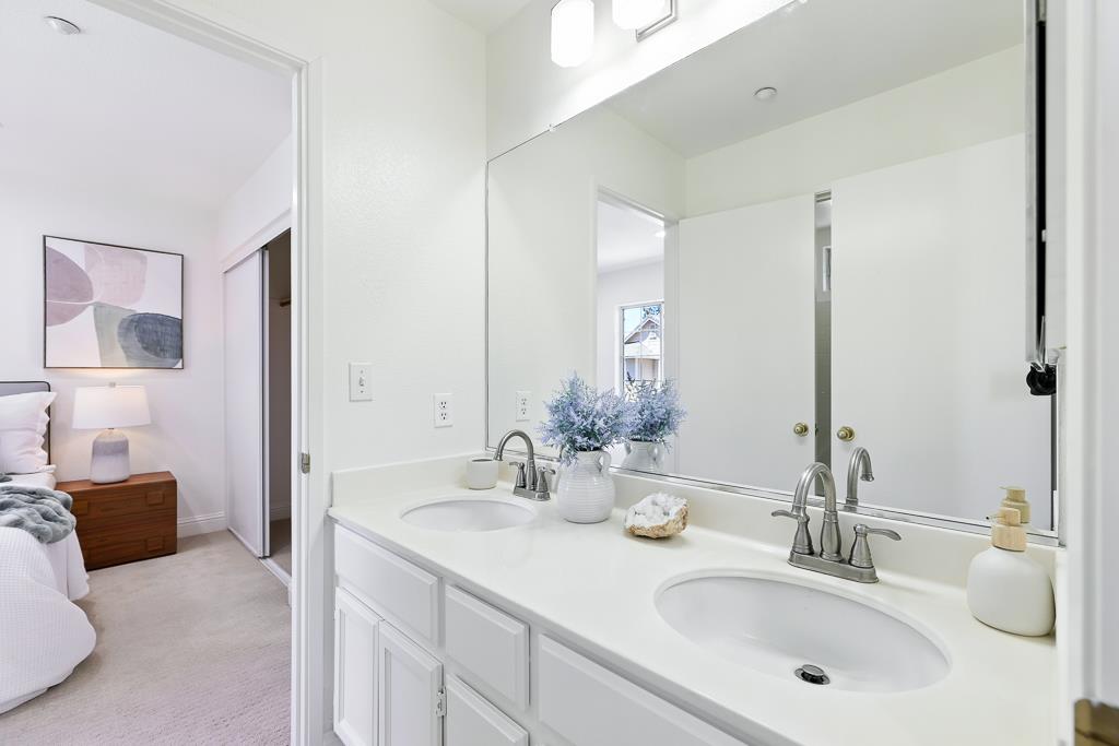 Detail Gallery Image 17 of 43 For 1140 Pointe Hope Lndg, San Jose,  CA 95131 - 3 Beds | 2/1 Baths