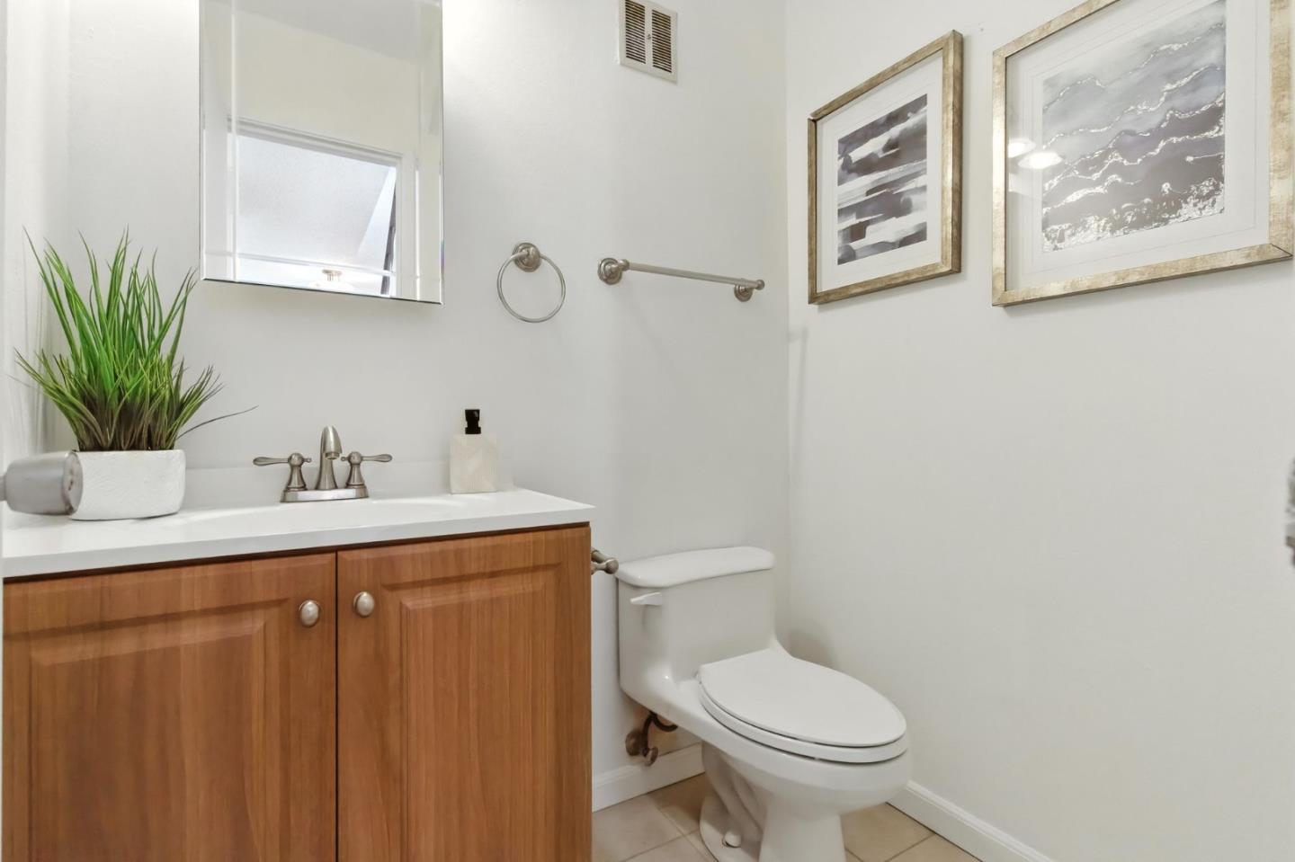 Detail Gallery Image 16 of 25 For 490 Auburn Way #14,  San Jose,  CA 95129 - 2 Beds | 1/1 Baths