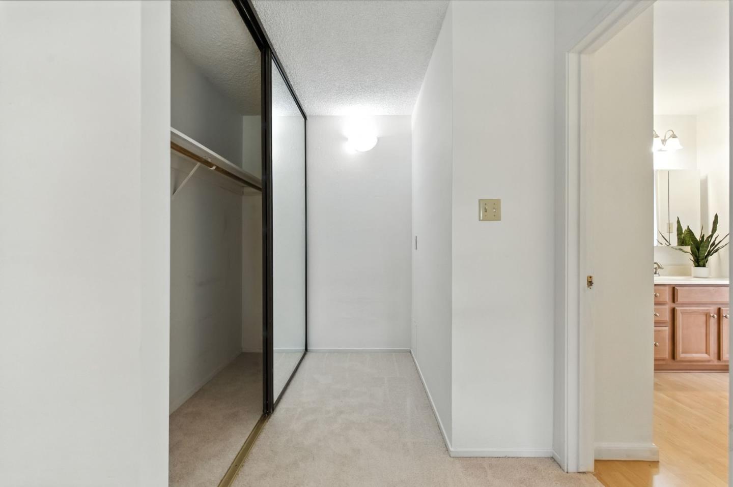 Detail Gallery Image 23 of 25 For 490 Auburn Way #14,  San Jose,  CA 95129 - 2 Beds | 1/1 Baths
