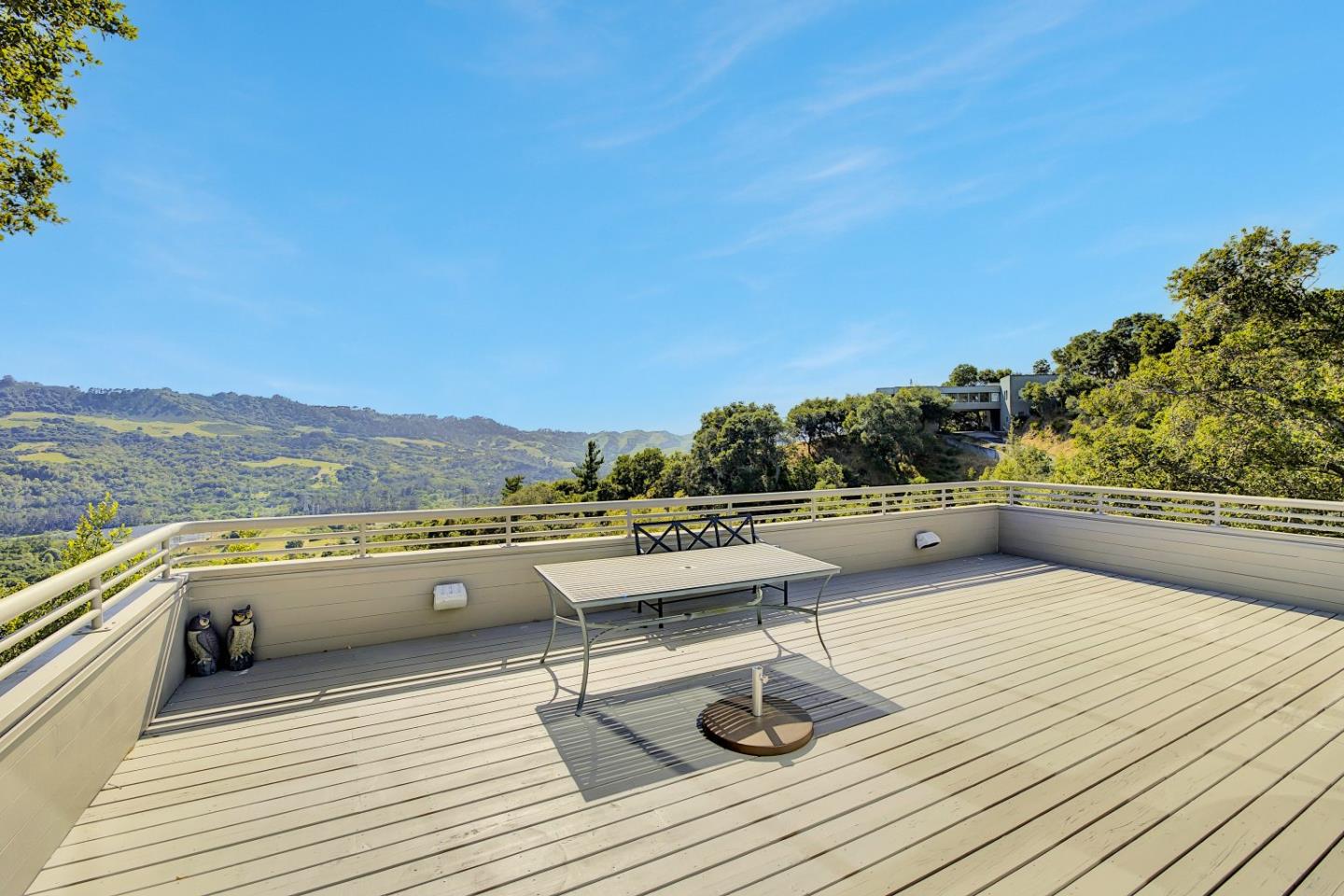 Detail Gallery Image 10 of 17 For 319 Tappan Ter, Orinda,  CA 94563 - 5 Beds | 4/1 Baths