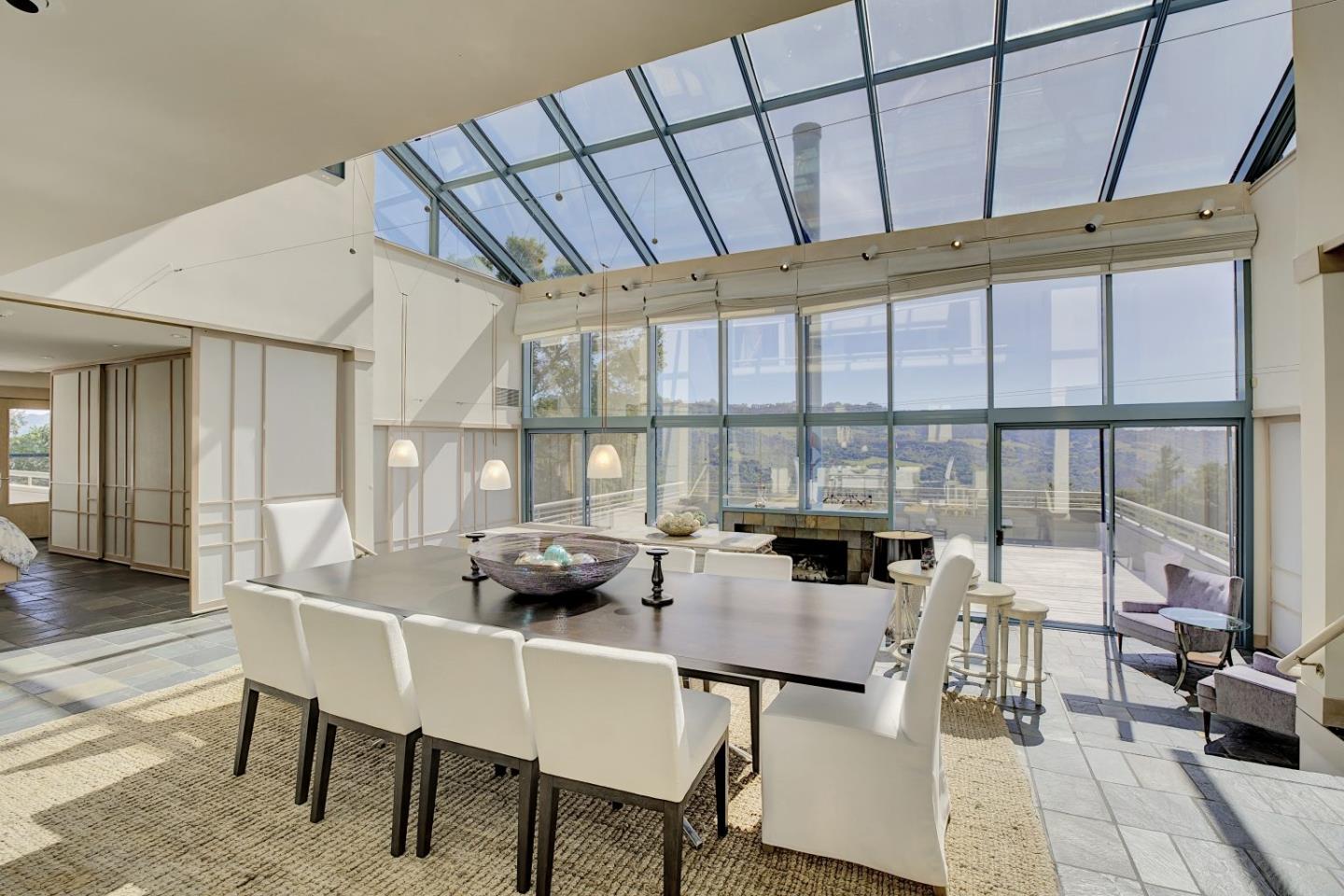 Detail Gallery Image 2 of 17 For 319 Tappan Ter, Orinda,  CA 94563 - 5 Beds | 4/1 Baths