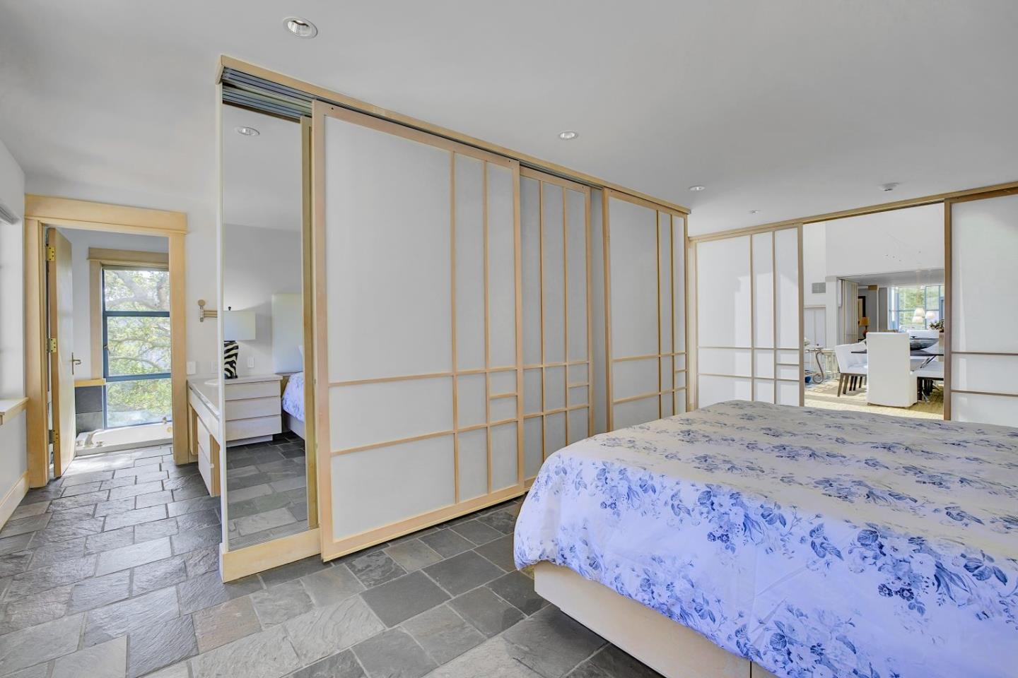 Detail Gallery Image 6 of 17 For 319 Tappan Ter, Orinda,  CA 94563 - 5 Beds | 4/1 Baths