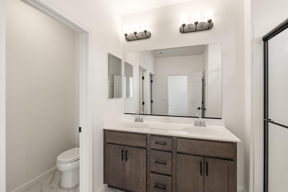 Detail Gallery Image 30 of 52 For 321 Summer Morning Dr, Hollister,  CA 95023 - 5 Beds | 3 Baths