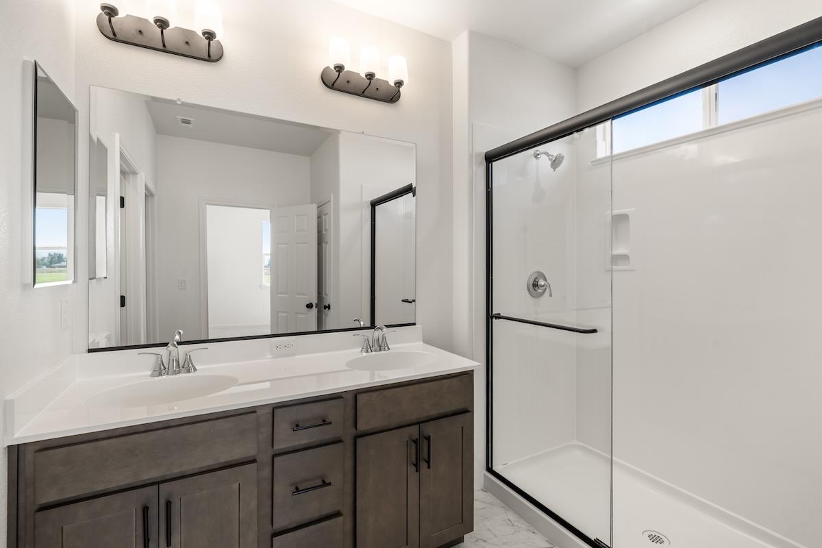 Detail Gallery Image 31 of 52 For 321 Summer Morning Dr, Hollister,  CA 95023 - 5 Beds | 3 Baths