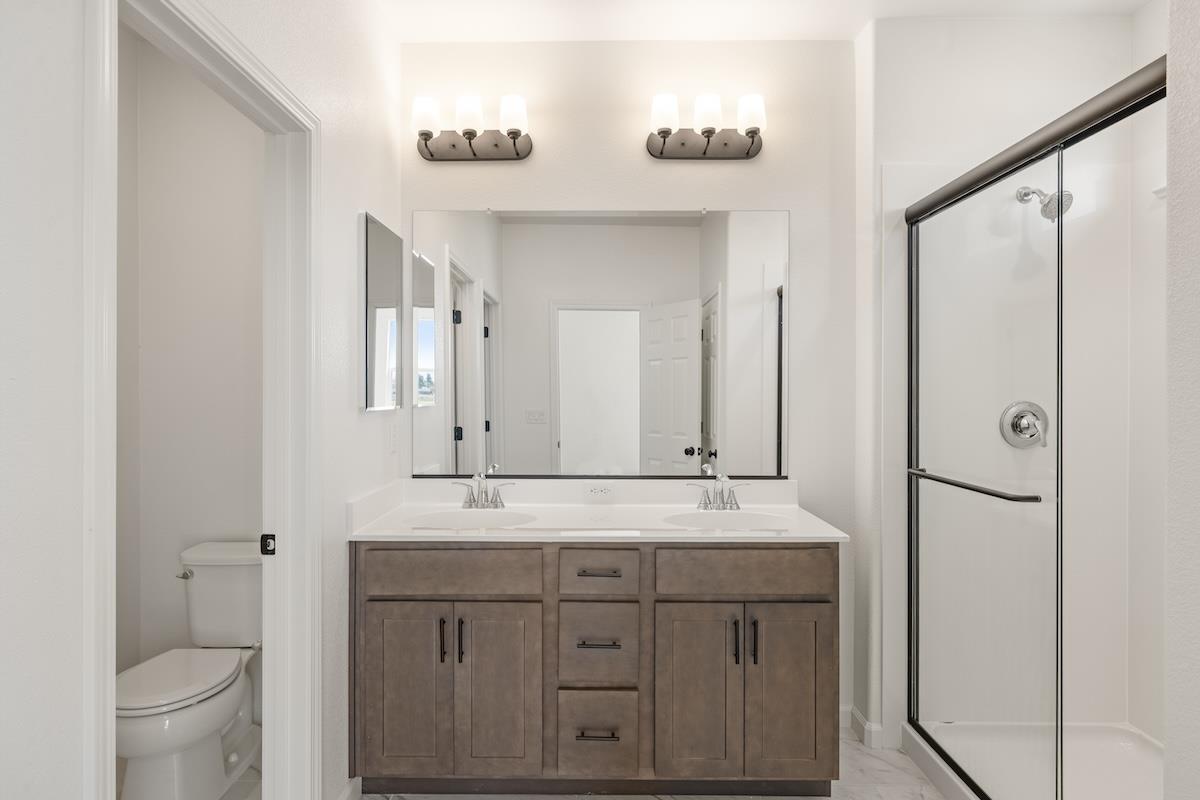 Detail Gallery Image 32 of 52 For 321 Summer Morning Dr, Hollister,  CA 95023 - 5 Beds | 3 Baths