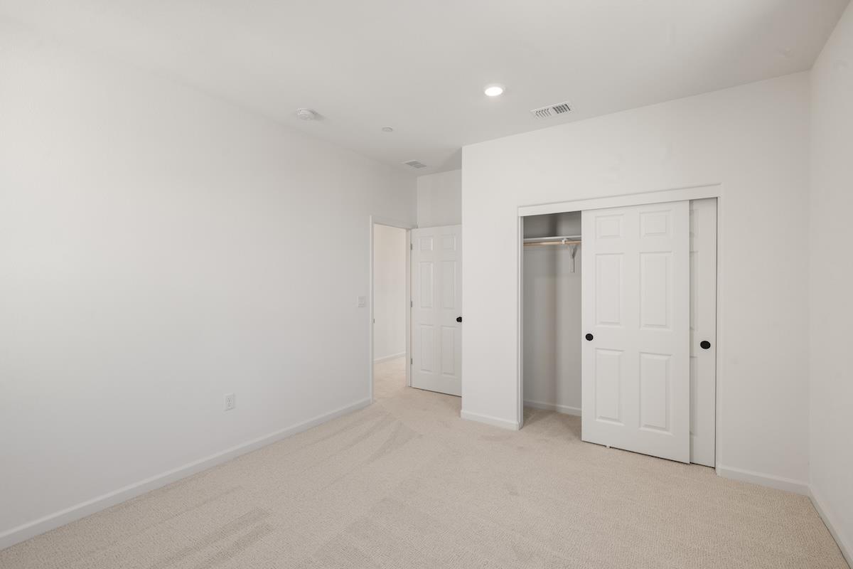 Detail Gallery Image 41 of 52 For 321 Summer Morning Dr, Hollister,  CA 95023 - 5 Beds | 3 Baths