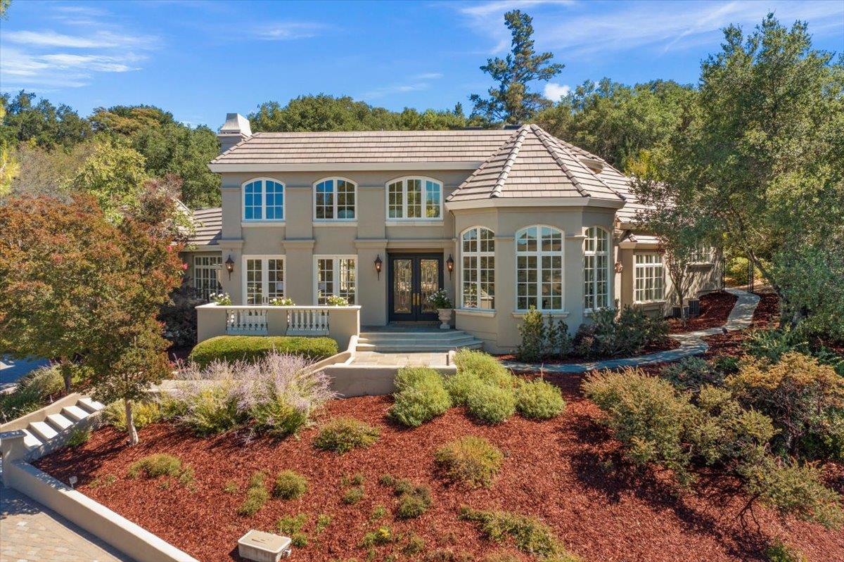Detail Gallery Image 11 of 85 For 14113 Pike Rd, Saratoga,  CA 95070 - 4 Beds | 5/2 Baths