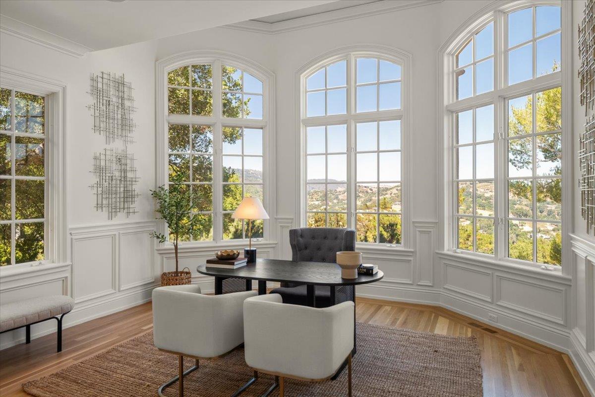 Detail Gallery Image 25 of 85 For 14113 Pike Rd, Saratoga,  CA 95070 - 4 Beds | 5/2 Baths