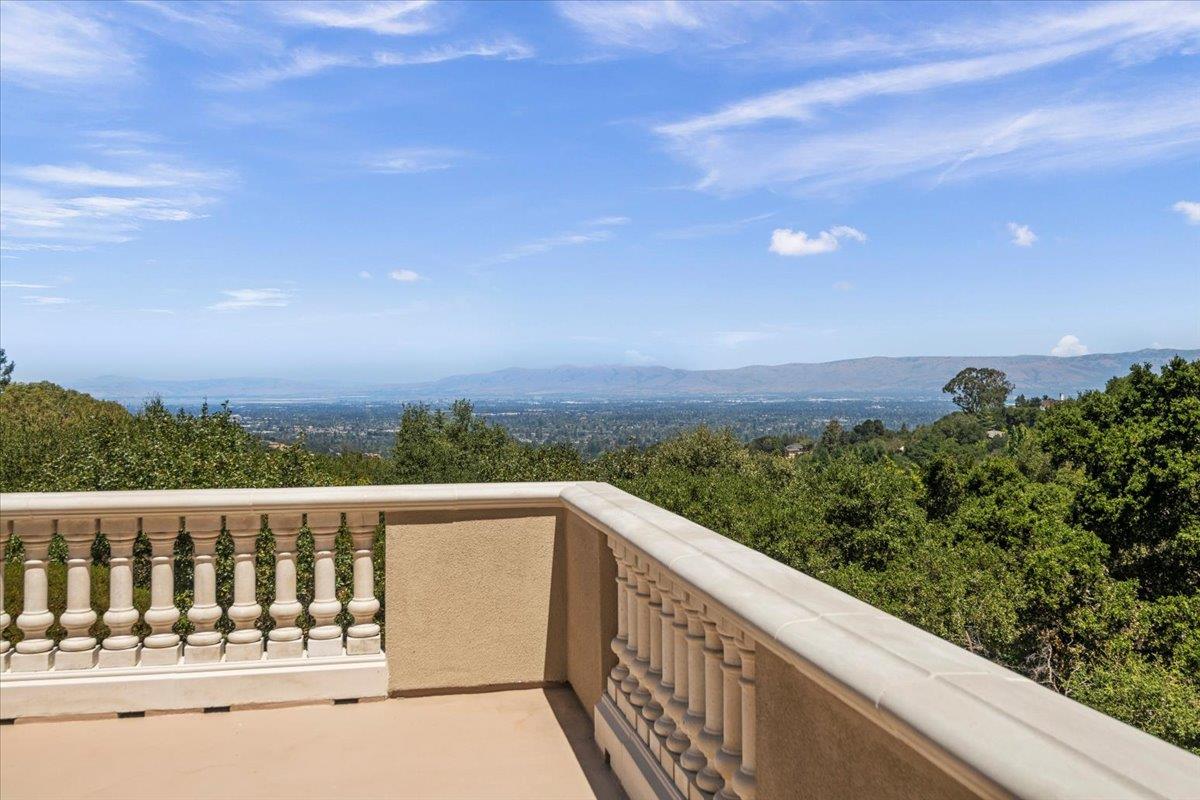 14113 Pike Road, Saratoga, CA, 95070