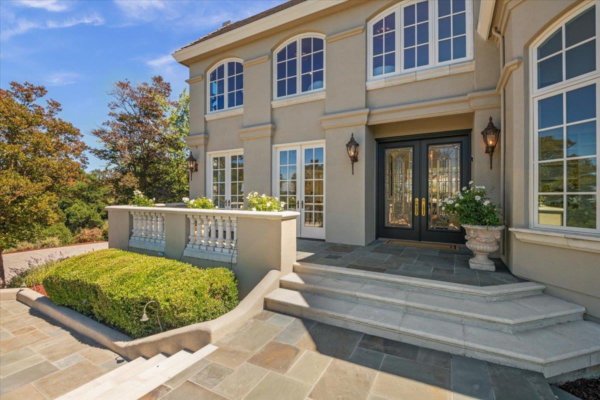 14113 Pike Road, Saratoga, CA, 95070