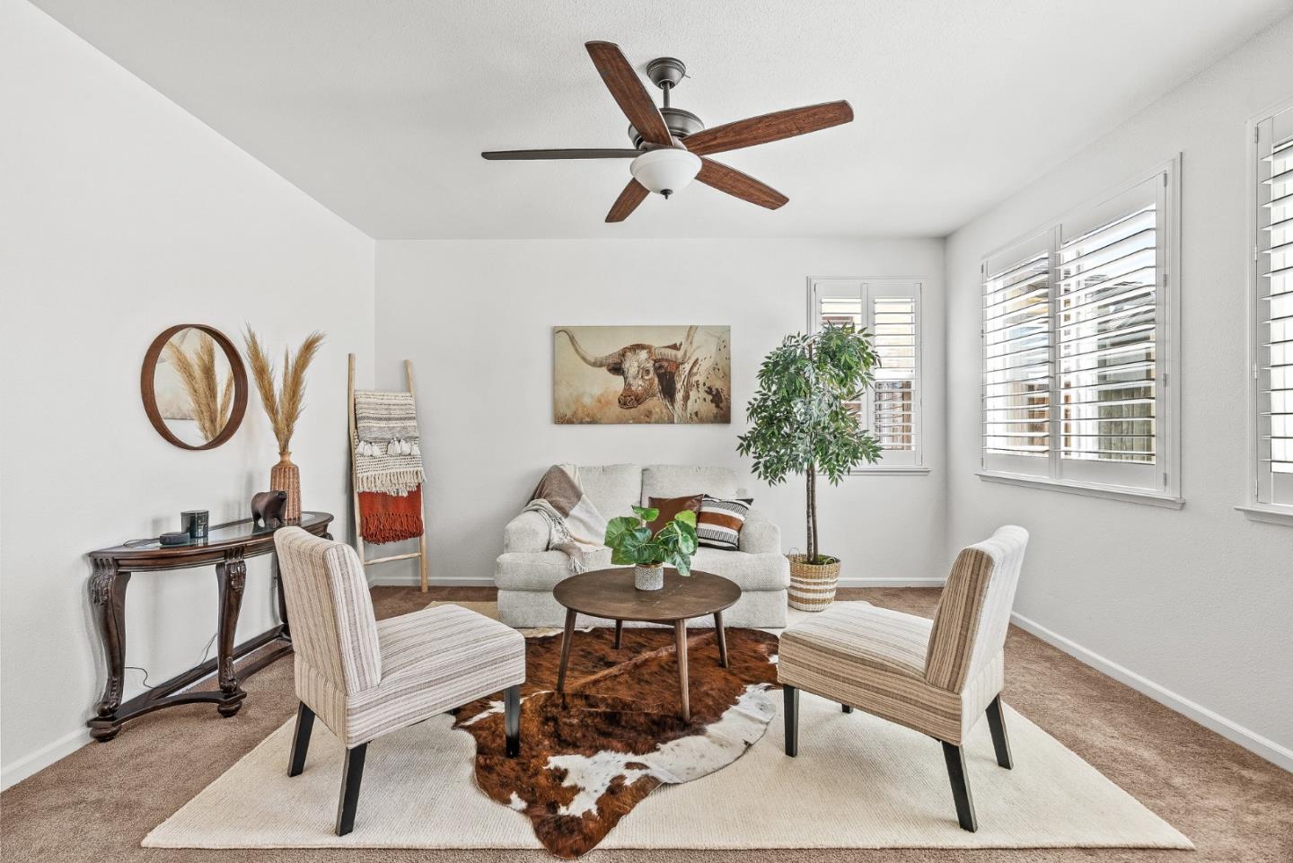 Detail Gallery Image 4 of 46 For 662 Ventura Dr, Soledad,  CA 93960 - 4 Beds | 2/1 Baths