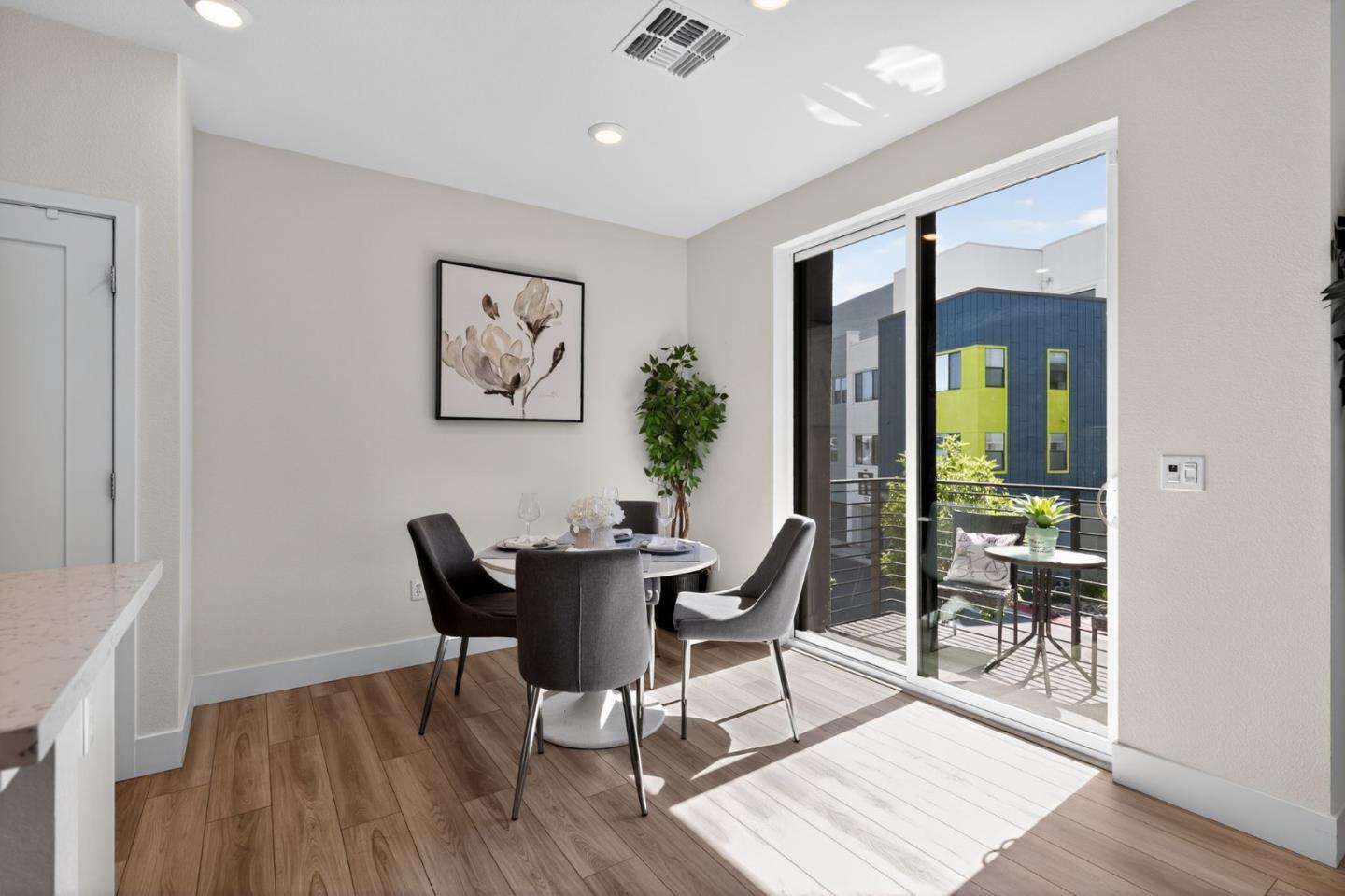 Detail Gallery Image 33 of 55 For 3891 Vanguard Cmn #1004,  Fremont,  CA 94538 - 2 Beds | 2/1 Baths