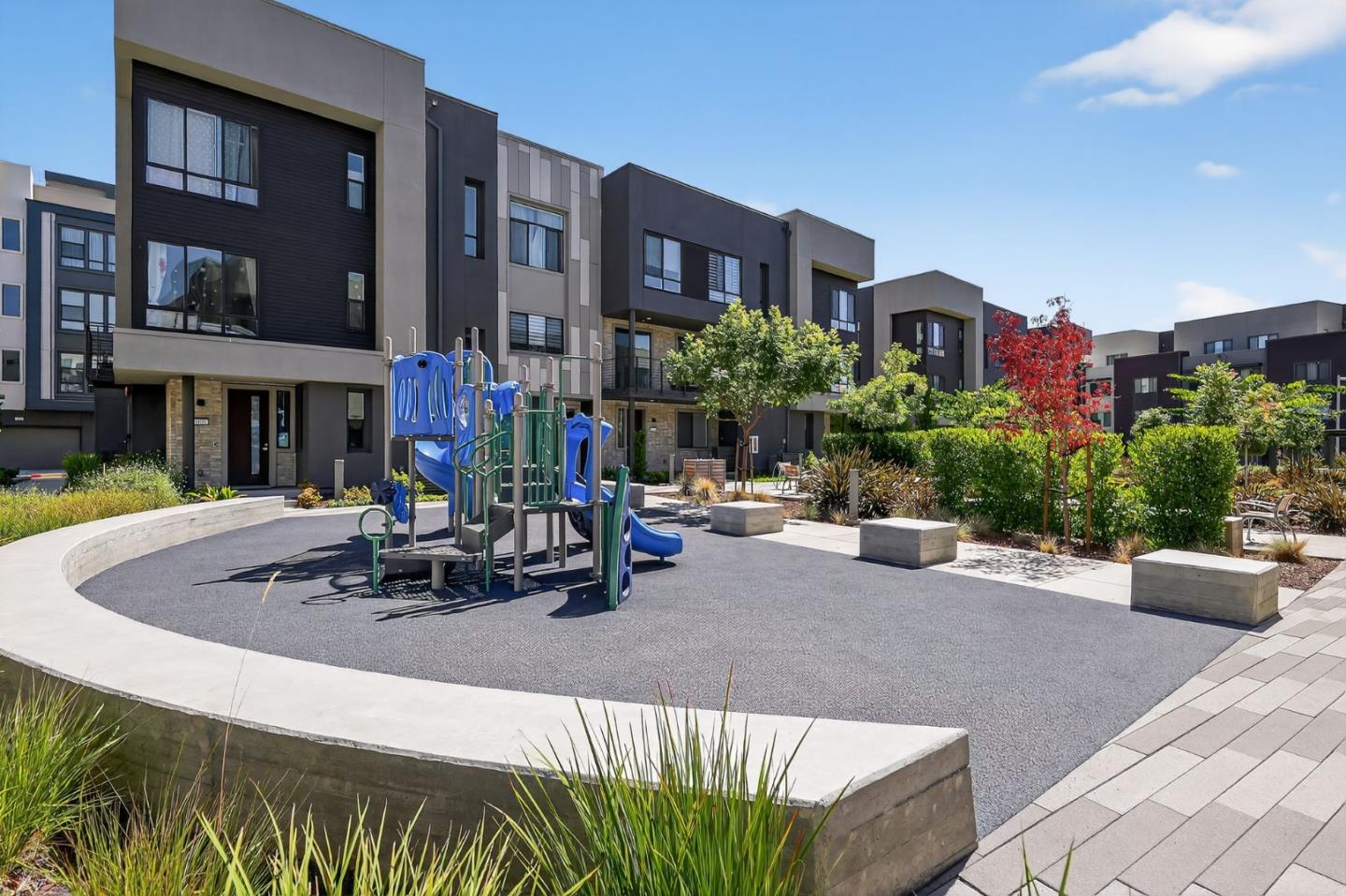 Detail Gallery Image 5 of 55 For 3891 Vanguard Cmn #1004,  Fremont,  CA 94538 - 2 Beds | 2/1 Baths