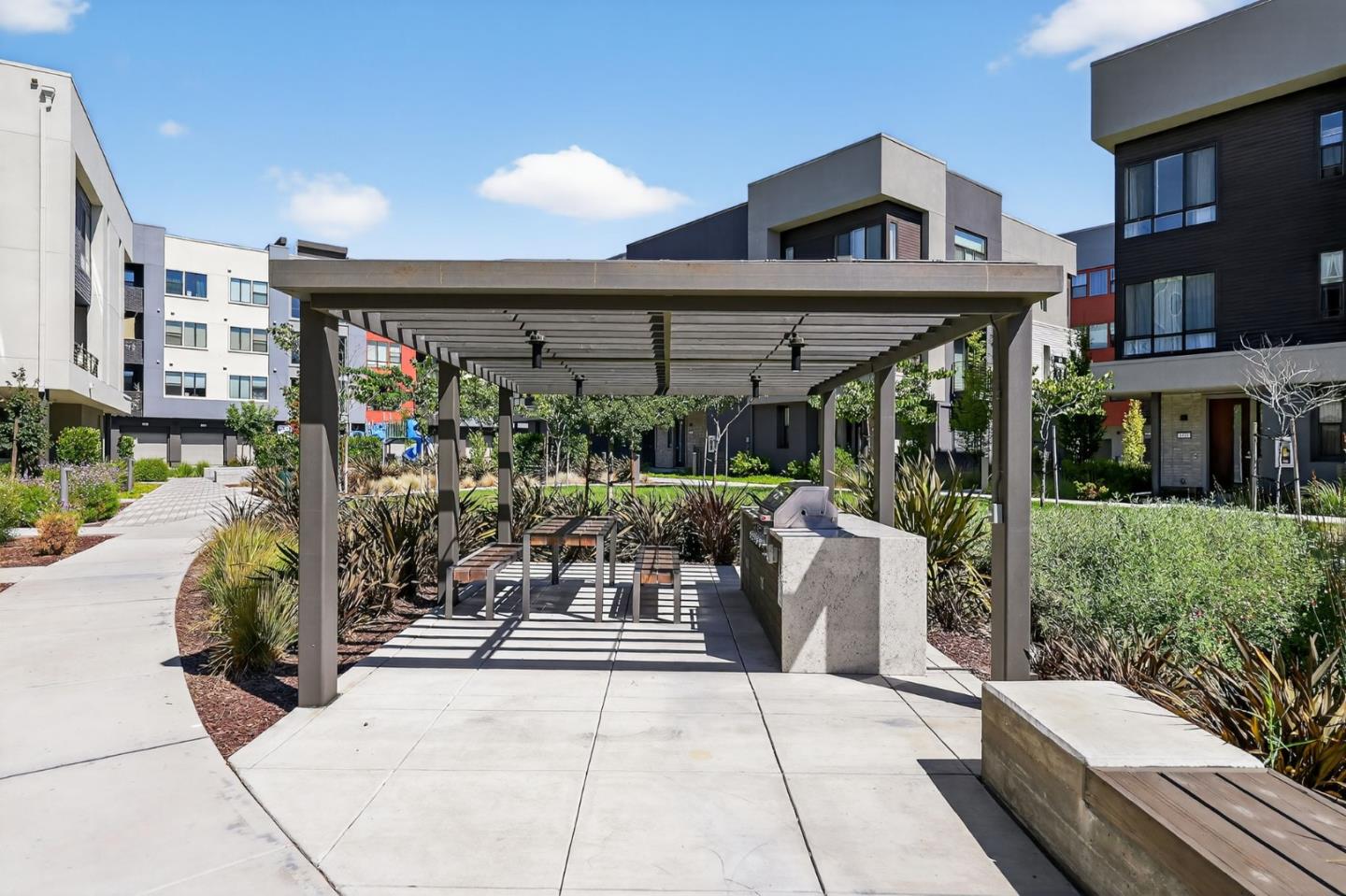Detail Gallery Image 6 of 55 For 3891 Vanguard Cmn #1004,  Fremont,  CA 94538 - 2 Beds | 2/1 Baths