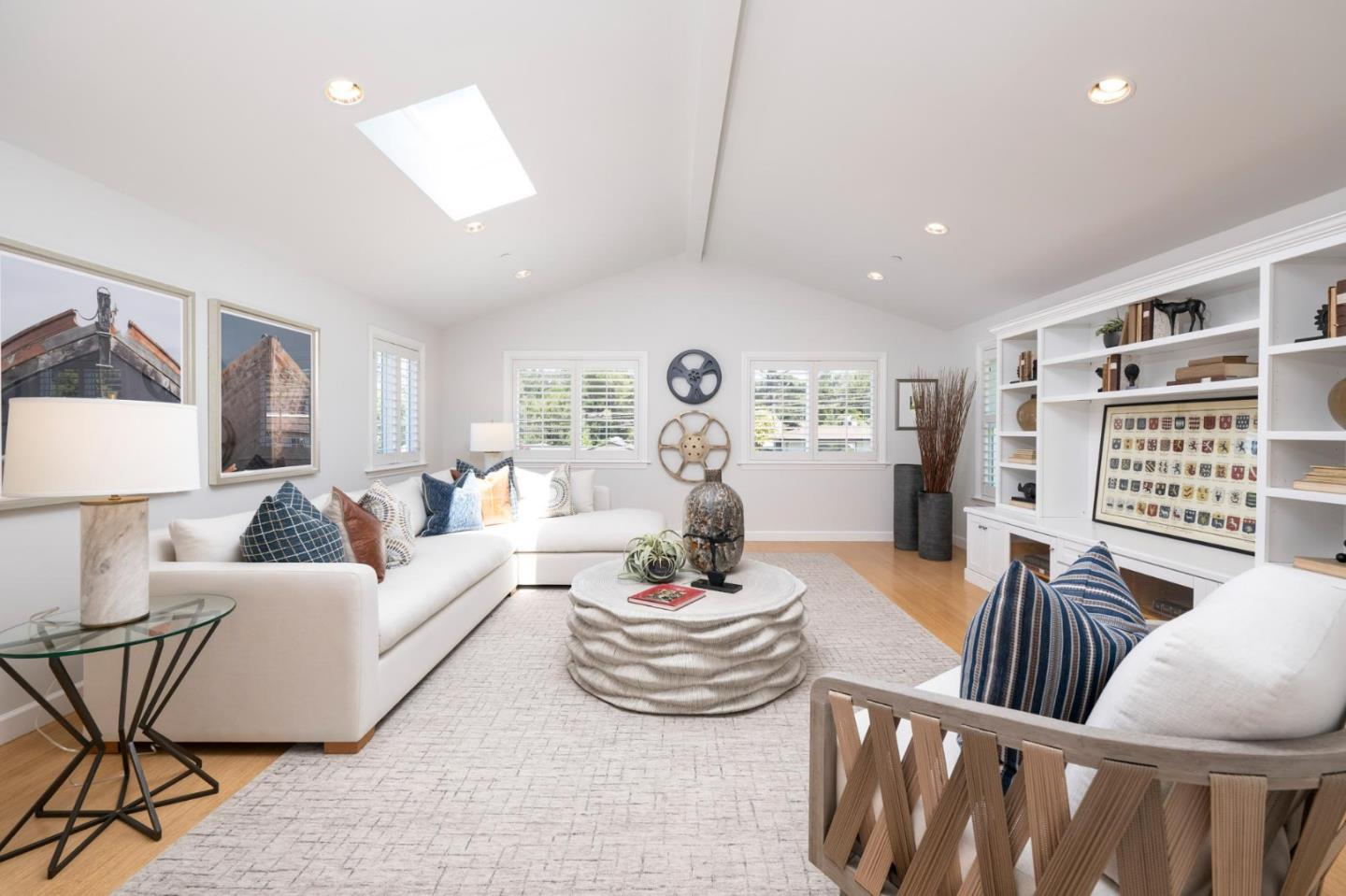 Detail Gallery Image 13 of 30 For 1538 Parrott Dr, San Mateo,  CA 94402 - 6 Beds | 3/1 Baths