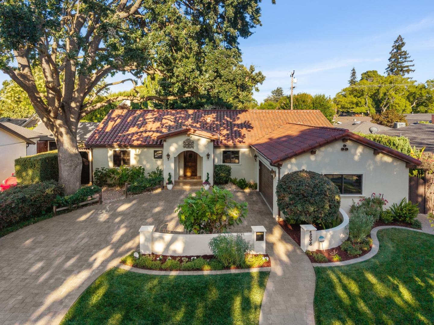 Detail Gallery Image 2 of 80 For 1548 San Gabriel Way, San Jose,  CA 95125 - 3 Beds | 2/1 Baths