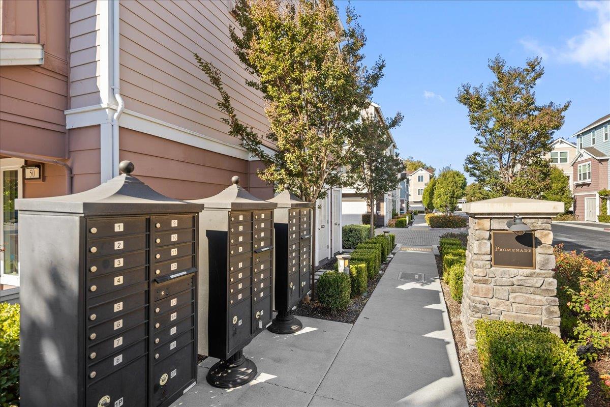Detail Gallery Image 24 of 33 For 11 Tidal Way, San Mateo,  CA 94401 - 3 Beds | 2/1 Baths