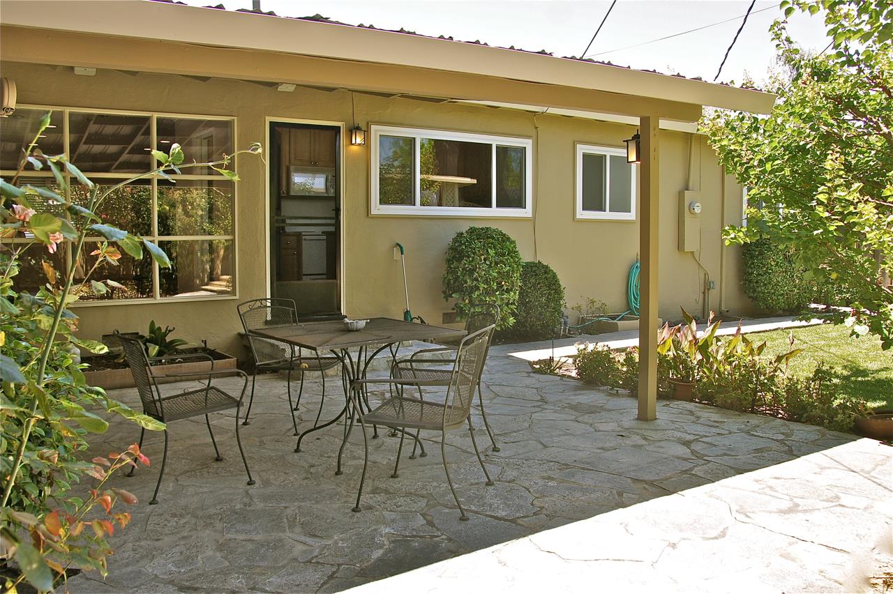 Detail Gallery Image 13 of 16 For 2323 Peachtree Ln, San Jose,  CA 95128 - 3 Beds | 1 Baths