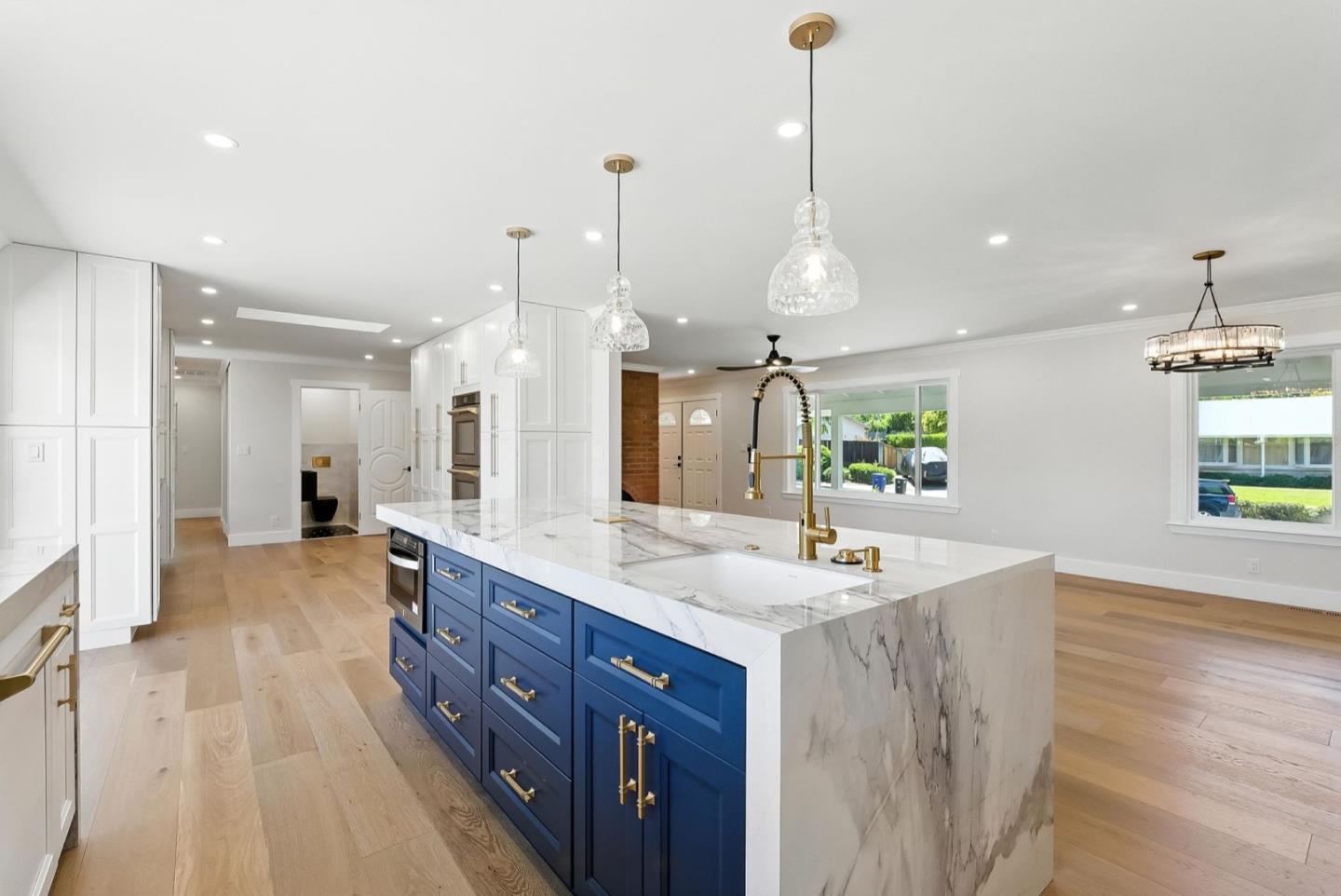 Detail Gallery Image 15 of 51 For 5701 Lewis Way, Concord,  CA 94521 - 4 Beds | 2/1 Baths