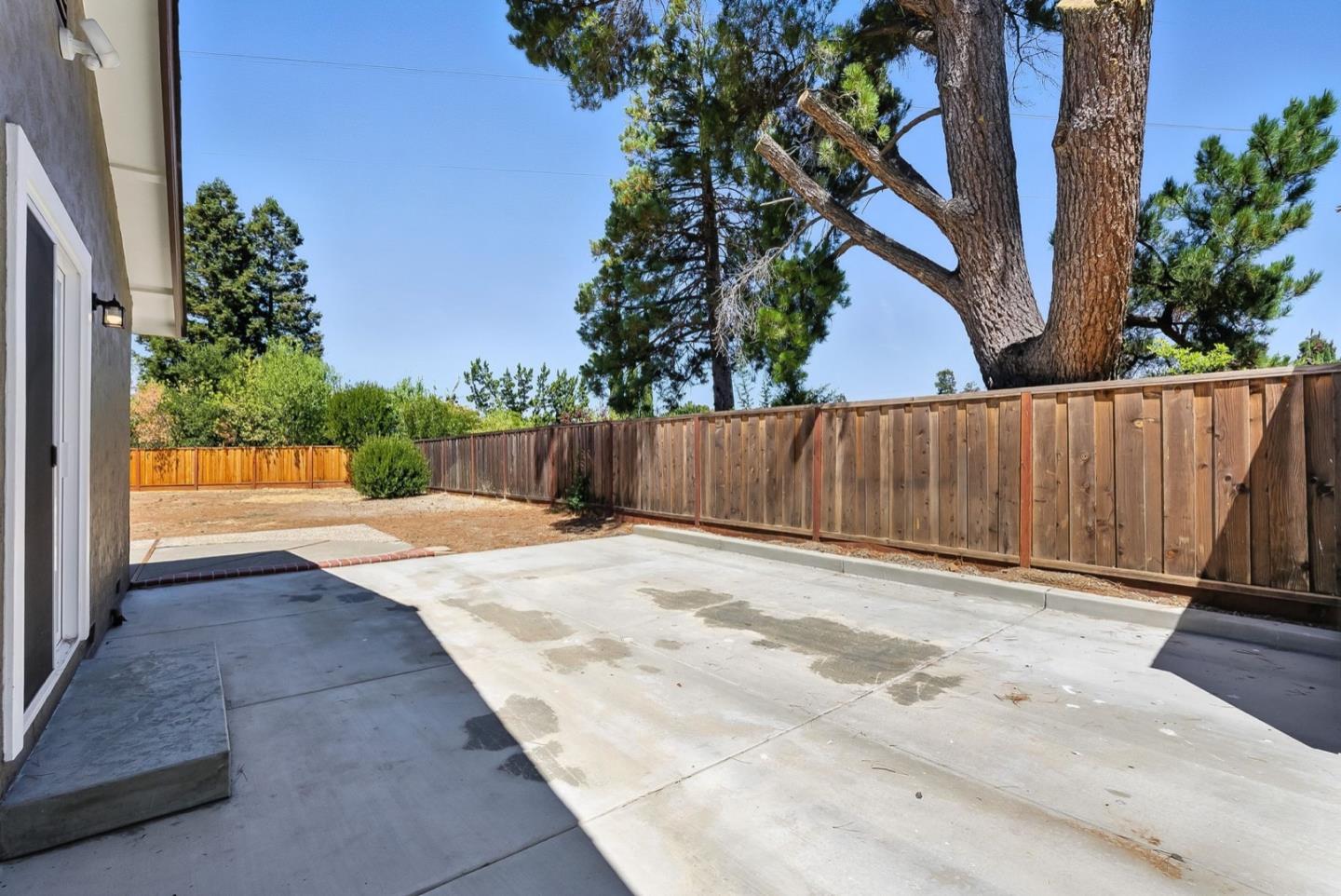 Detail Gallery Image 36 of 51 For 5701 Lewis Way, Concord,  CA 94521 - 4 Beds | 2/1 Baths