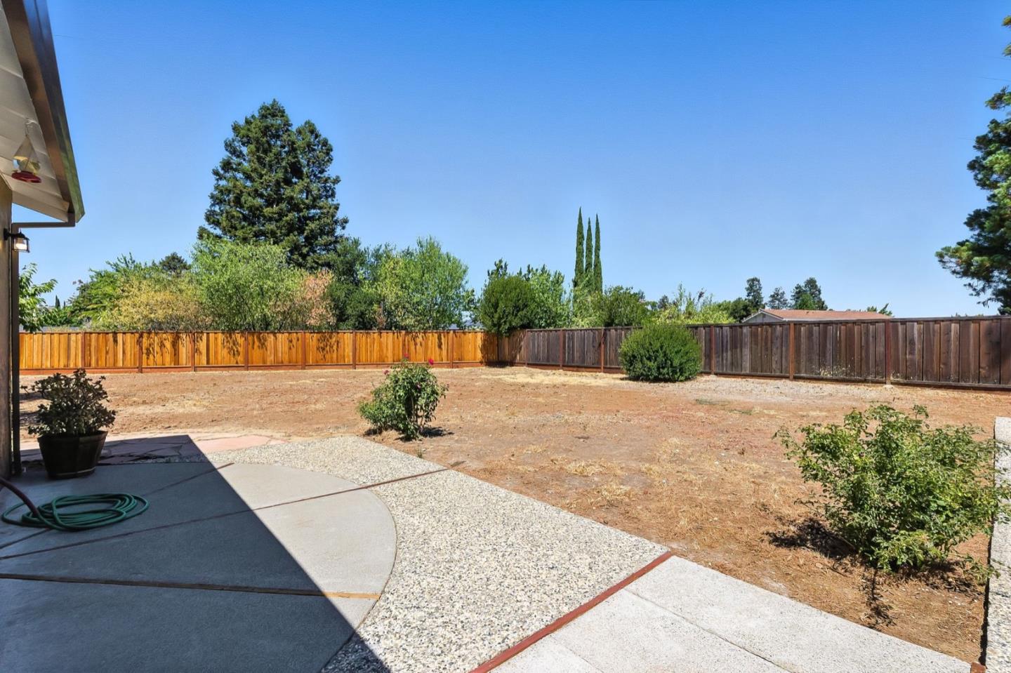 Detail Gallery Image 38 of 51 For 5701 Lewis Way, Concord,  CA 94521 - 4 Beds | 2/1 Baths