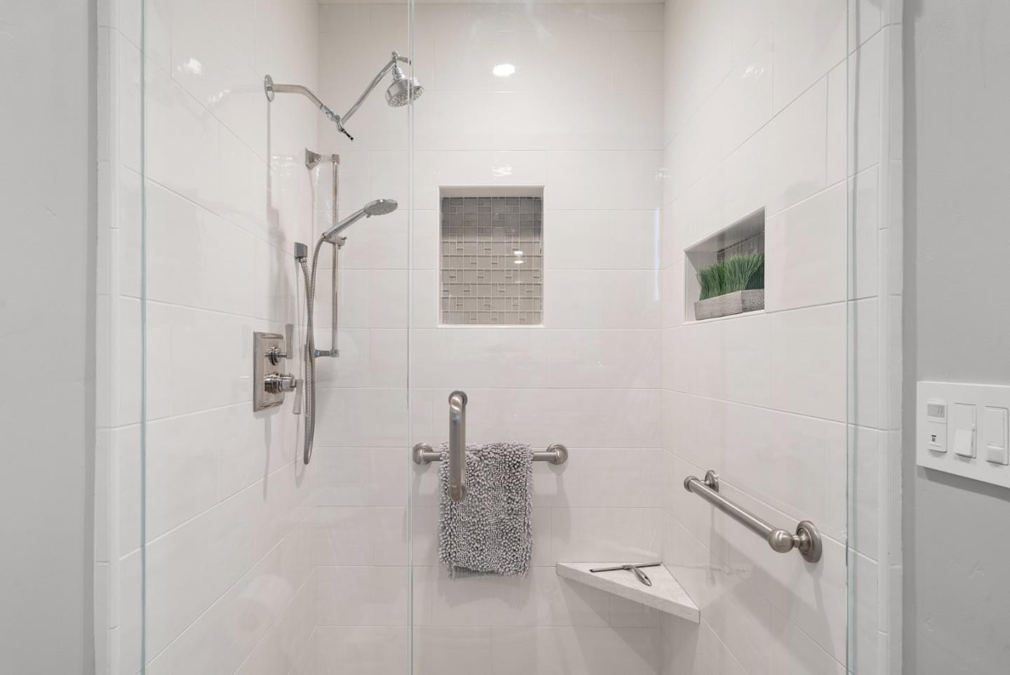 Detail Gallery Image 17 of 63 For 325 Crestview Dr, Santa Clara,  CA 95050 - 3 Beds | 2 Baths