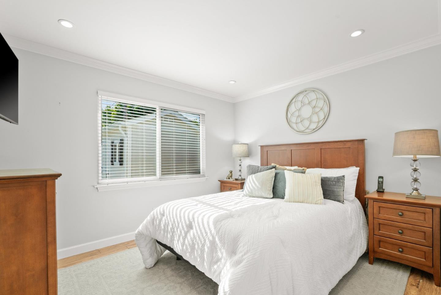 Detail Gallery Image 18 of 63 For 325 Crestview Dr, Santa Clara,  CA 95050 - 3 Beds | 2 Baths