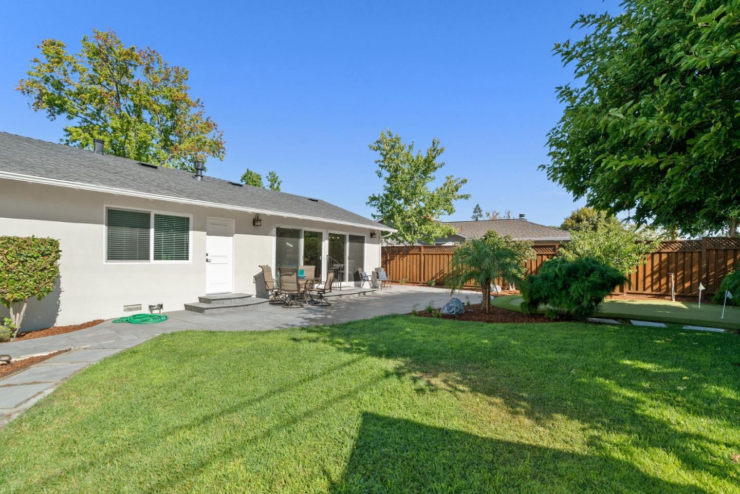 Detail Gallery Image 21 of 63 For 325 Crestview Dr, Santa Clara,  CA 95050 - 3 Beds | 2 Baths