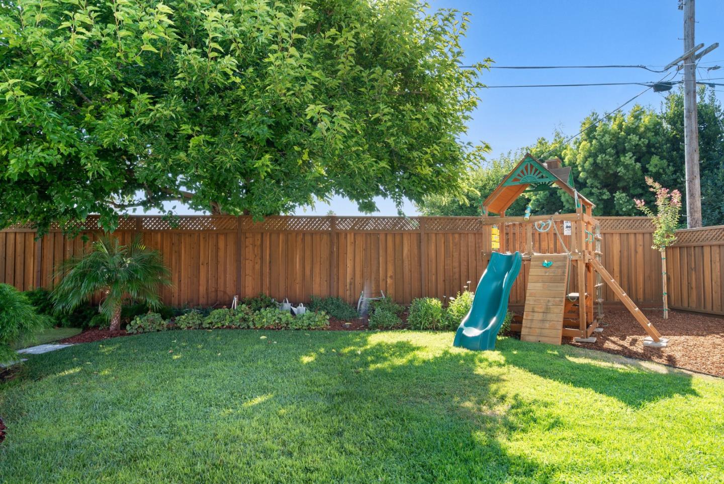Detail Gallery Image 29 of 63 For 325 Crestview Dr, Santa Clara,  CA 95050 - 3 Beds | 2 Baths