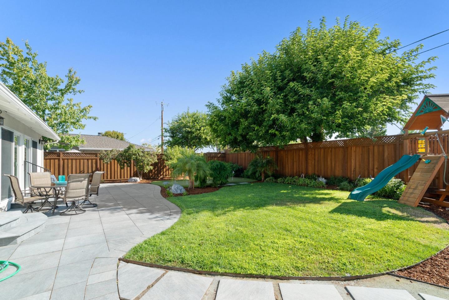 Detail Gallery Image 30 of 63 For 325 Crestview Dr, Santa Clara,  CA 95050 - 3 Beds | 2 Baths