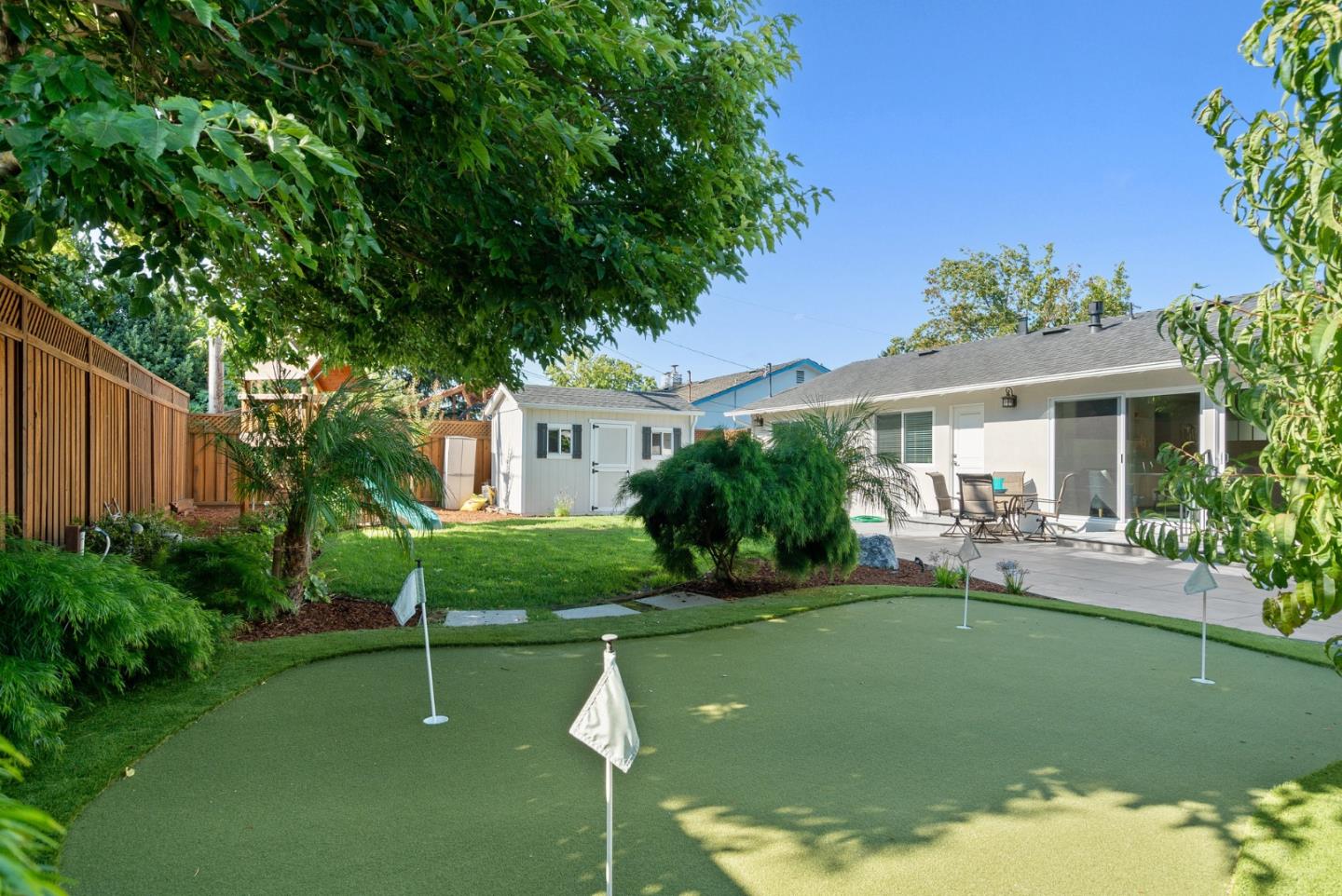Detail Gallery Image 35 of 63 For 325 Crestview Dr, Santa Clara,  CA 95050 - 3 Beds | 2 Baths