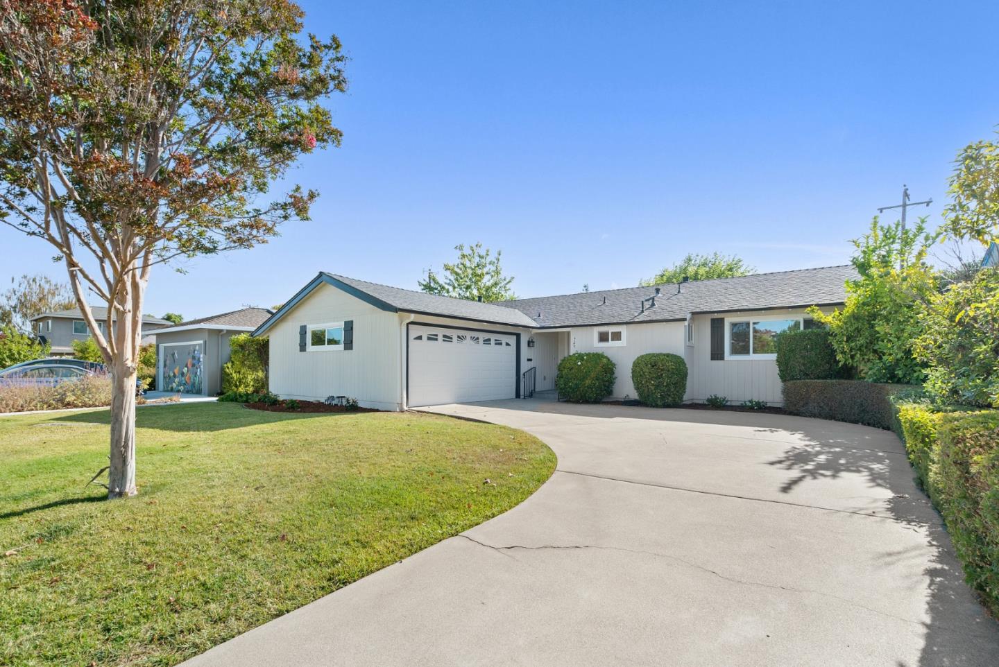 Detail Gallery Image 49 of 63 For 325 Crestview Dr, Santa Clara,  CA 95050 - 3 Beds | 2 Baths