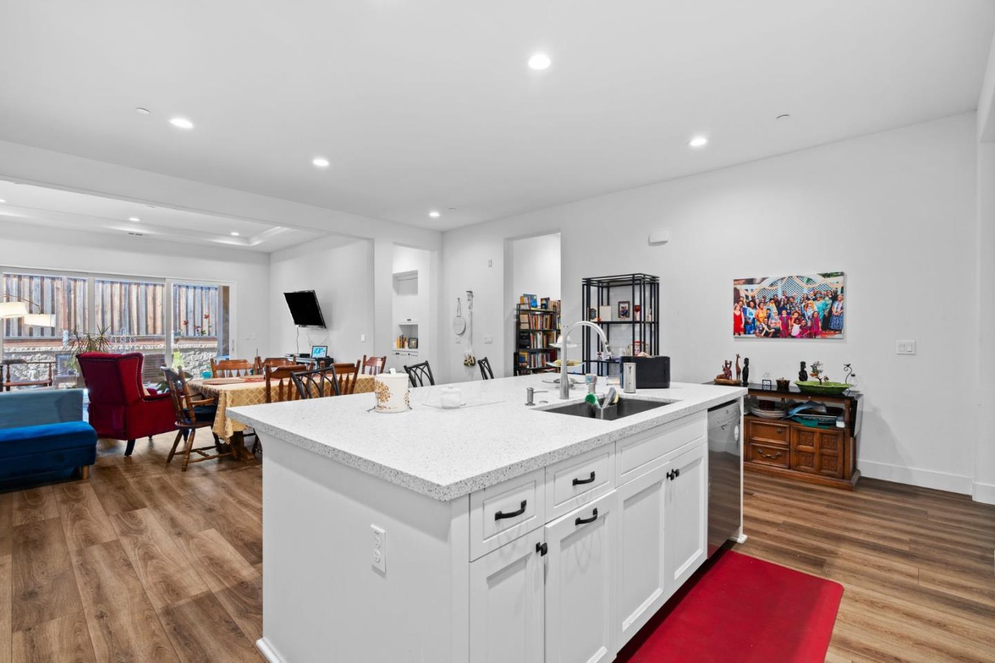 Detail Gallery Image 10 of 31 For 1120 Richard Rd, Hollister,  CA 95023 - 2 Beds | 2 Baths