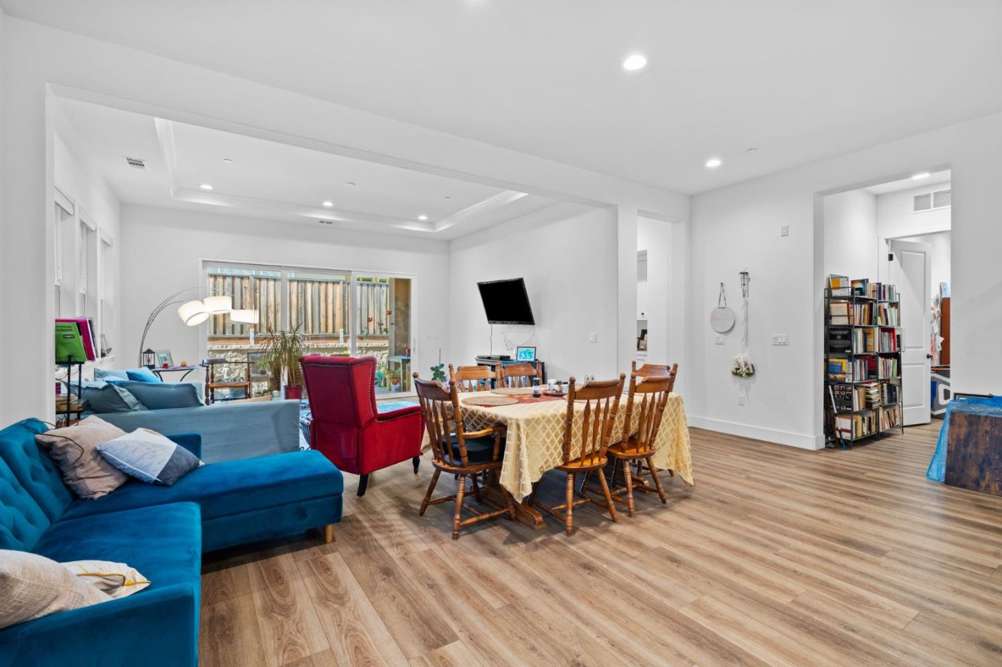 Detail Gallery Image 11 of 31 For 1120 Richard Rd, Hollister,  CA 95023 - 2 Beds | 2 Baths