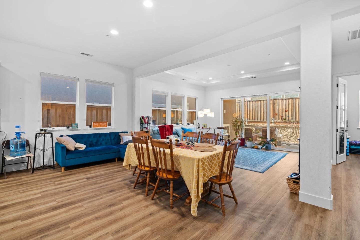 Detail Gallery Image 12 of 31 For 1120 Richard Rd, Hollister,  CA 95023 - 2 Beds | 2 Baths