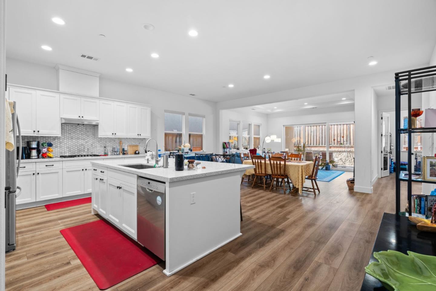 Detail Gallery Image 5 of 31 For 1120 Richard Rd, Hollister,  CA 95023 - 2 Beds | 2 Baths