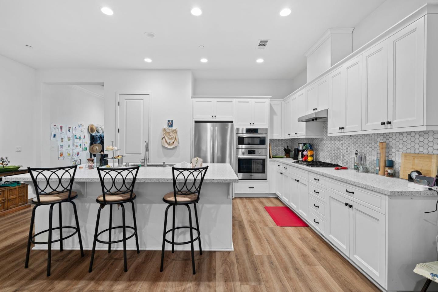 Detail Gallery Image 8 of 31 For 1120 Richard Rd, Hollister,  CA 95023 - 2 Beds | 2 Baths