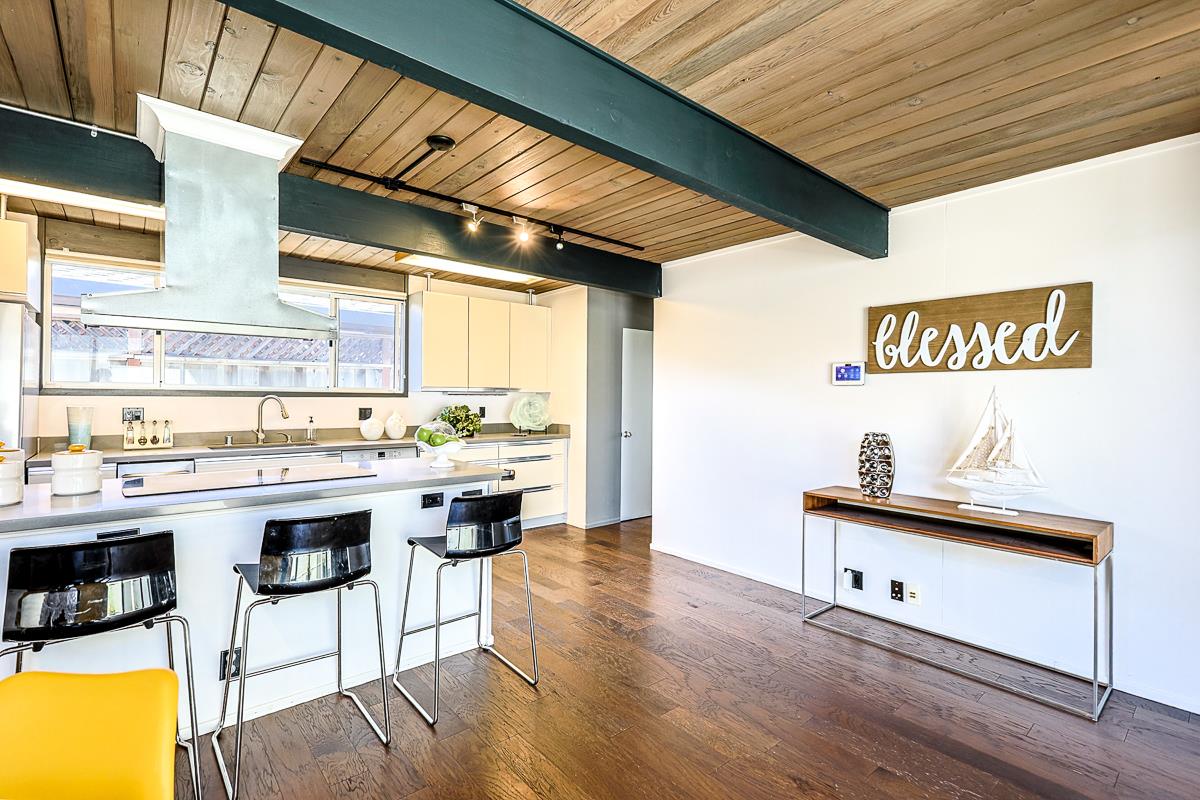 Detail Gallery Image 15 of 33 For 275 Puffin Ct, Foster City,  CA 94404 - 5 Beds | 2 Baths