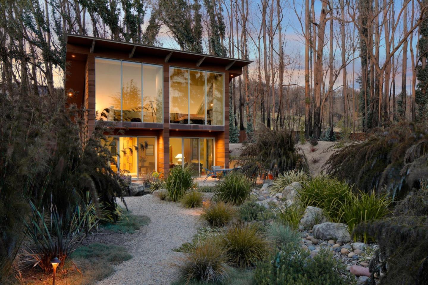Detail Gallery Image 6 of 30 For 2050 Green Oaks Way, Pescadero,  CA 94060 - 6 Beds | 4/1 Baths