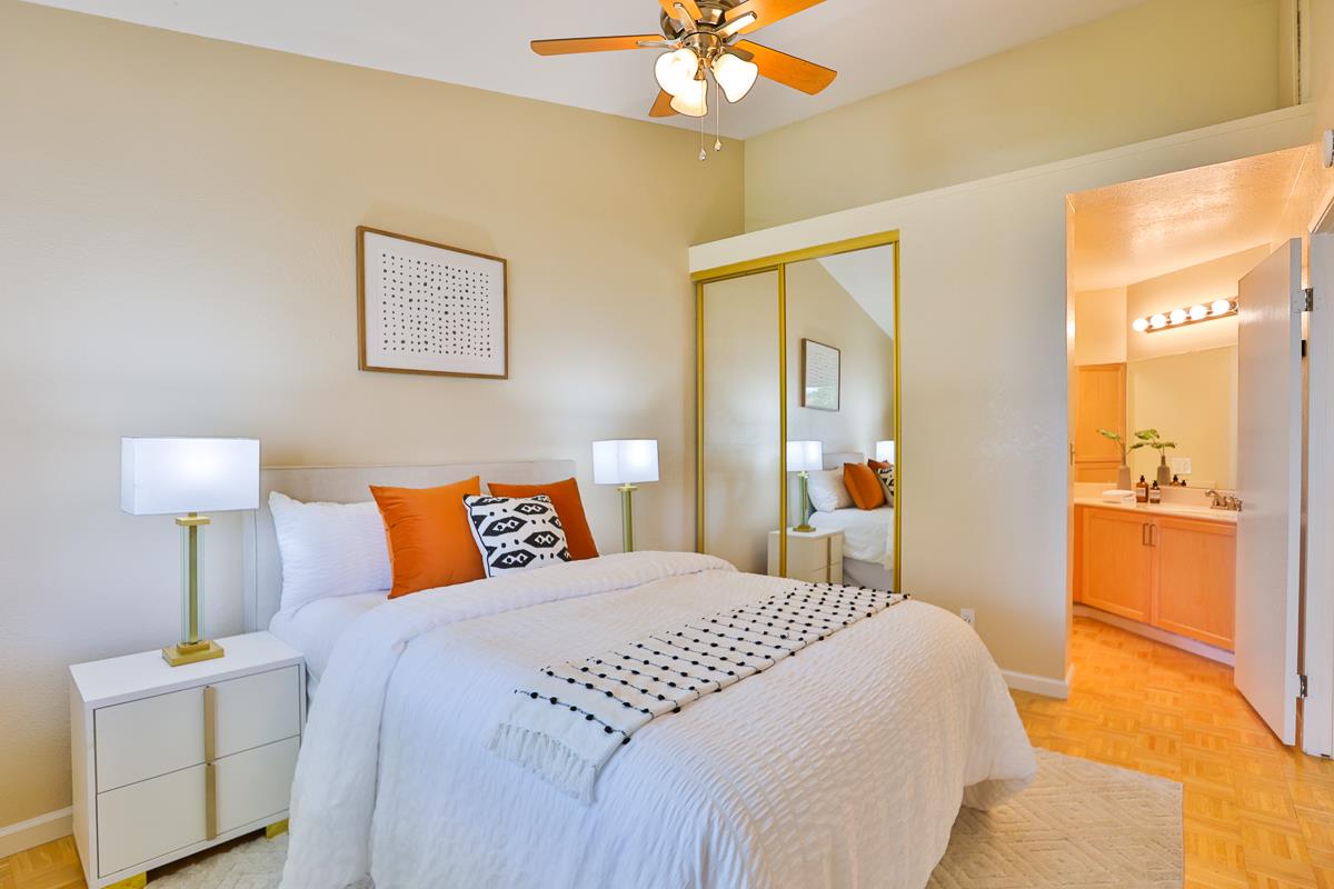 Detail Gallery Image 13 of 32 For 500 Shadowgraph Dr, San Jose,  CA 95110 - 2 Beds | 2 Baths