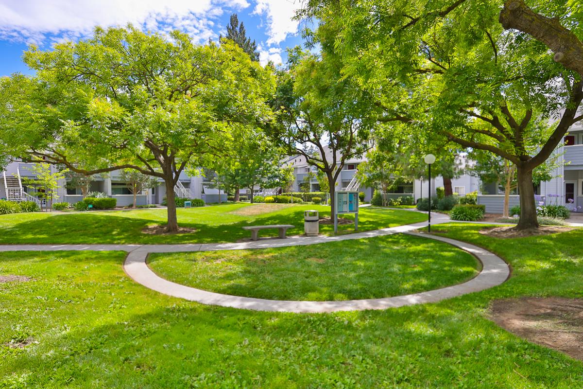 Detail Gallery Image 29 of 32 For 500 Shadowgraph Dr, San Jose,  CA 95110 - 2 Beds | 2 Baths