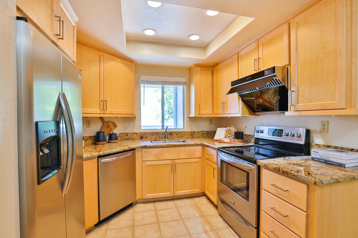 Detail Gallery Image 8 of 32 For 500 Shadowgraph Dr, San Jose,  CA 95110 - 2 Beds | 2 Baths